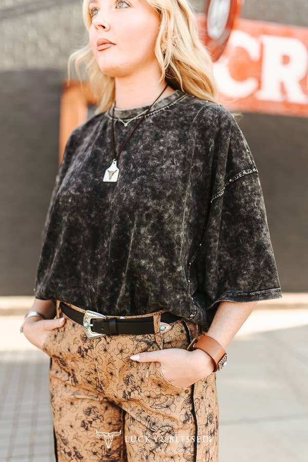 New-Black Mineral Wash Studded Oversized Boyfriend Tee